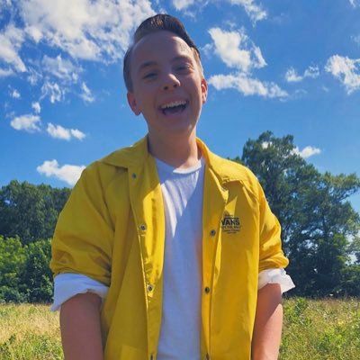 Profile Picture of Lantz Martin (@roach_lantz) on Twitter