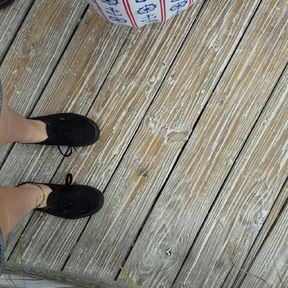 Profile Picture of Emily Bedenbaugh (@emmy126) on Poshmark