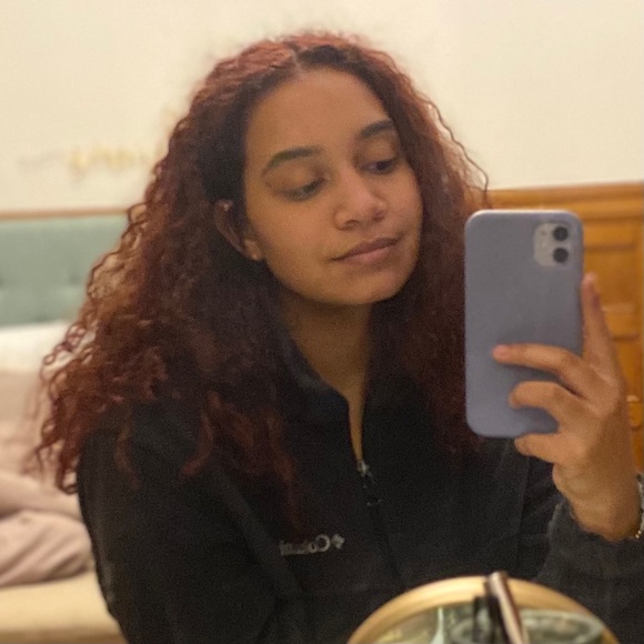 Profile Picture of Kiara Ketchuck (@kiaraketchuck) on Poshmark