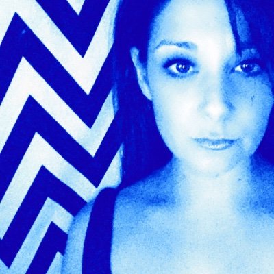 Profile Picture of Nancy Pants (@lauralogic) on Twitter