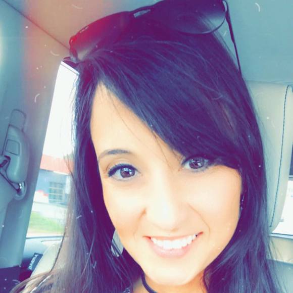 Profile Picture of Alisha Roy stotts (@sweetpea4766) on Poshmark