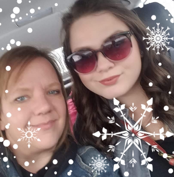 Profile Picture of Jen Dunham (@jld557) on Poshmark