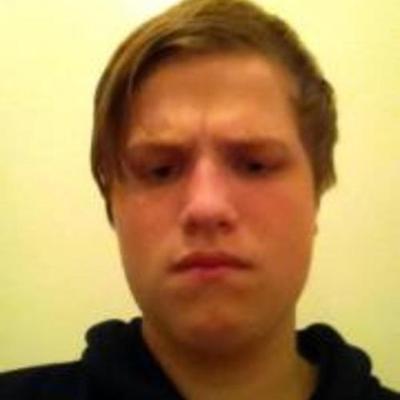 Profile Picture of Riley Danson (@JohnCenalover42) on Twitter