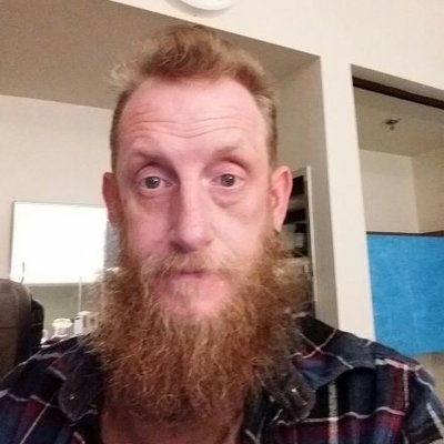 Profile Picture of Aaron Teague (@Cloverbear75) on Twitter