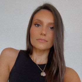 Profile Picture of house of gloria | marketing & branding (@houseofgloriaa) on Pinterest