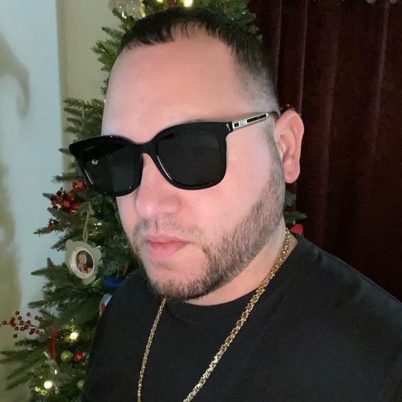 Profile Picture of Ed Rodriguez (@xavi610) on Poshmark