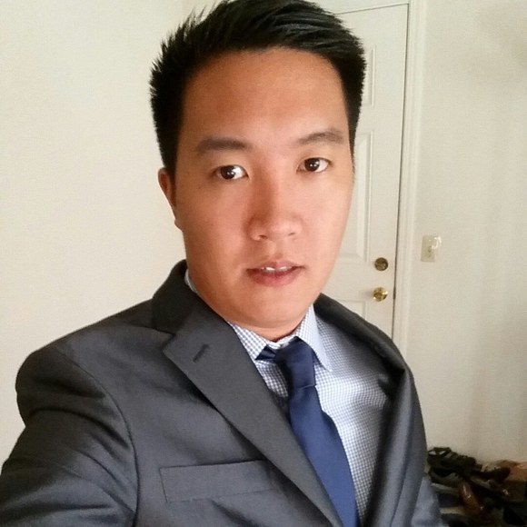 Profile Picture of Quang Tran (@cocoquangs) on Poshmark