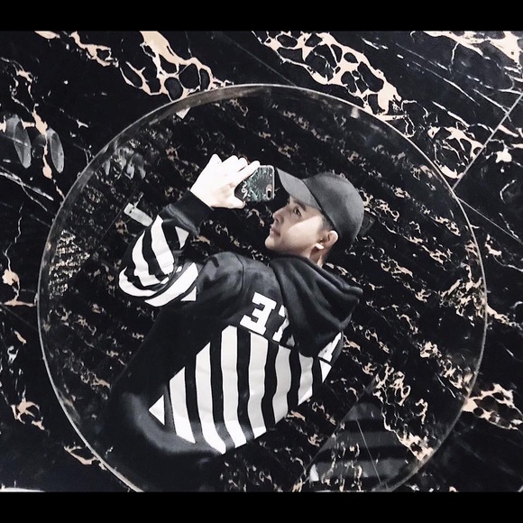 Profile Picture of Bao Bao (@baobaoshopus) on Poshmark