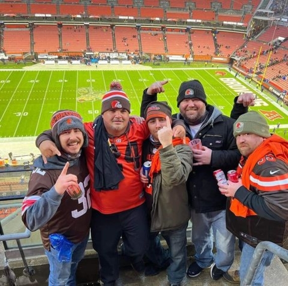 Profile Picture of Eddie Lambert (@eddielambert017) on Poshmark