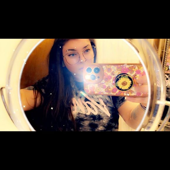 Profile Picture of Monika d. Zoltowski (@monikad27) on Poshmark