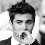 Profile Picture of zachary david alexander efron♡ (@zacscloud) on Instagram