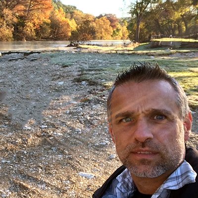 Profile Picture of Bill Pryor (@Eight6Suited) on Twitter