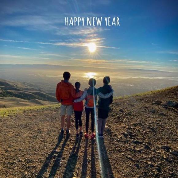 Profile Picture of Greg kwangrog Kim (@krkim1002) on Poshmark