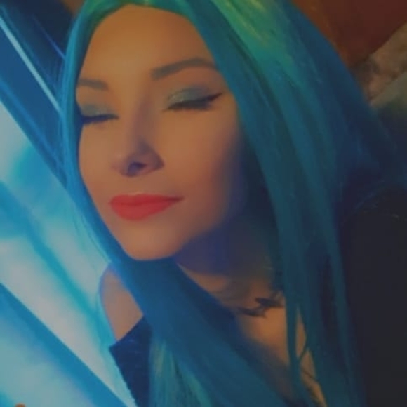 Profile Picture of Rapsody Lynn (@mermaid4lyfe) on Poshmark