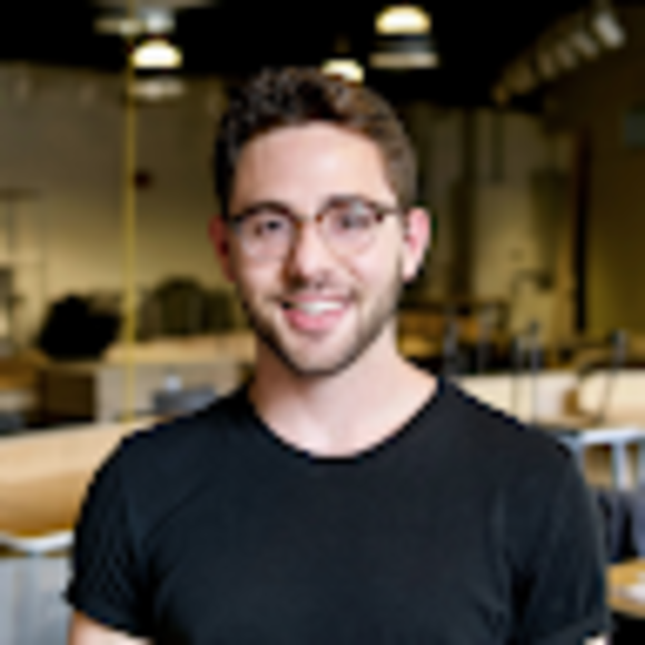 Profile Picture of Adam Hecht (@ahecht52) on Poshmark