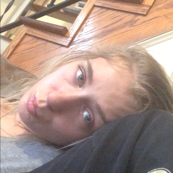 Profile Picture of Corinne Prusha (@rinnebaby908) on Poshmark