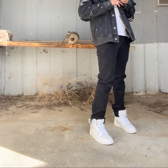 Profile Picture of Ariel Camacho (@arielcvega8) on Poshmark