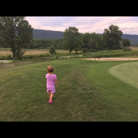 Profile Picture of Ashley Bankes (@abankes26) on Poshmark