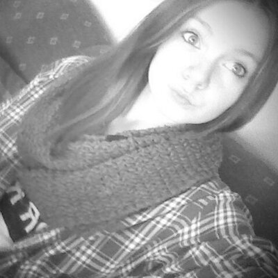 Profile Picture of Julia. (@julia_stenzel) on Twitter
