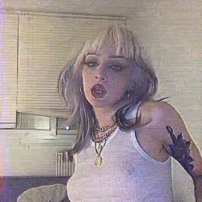 Profile Picture of 𝕽𝖊𝖇𝖊𝖑𝖍𝖊𝖆𝖗𝖙 (@bastvrd_) on Twitter