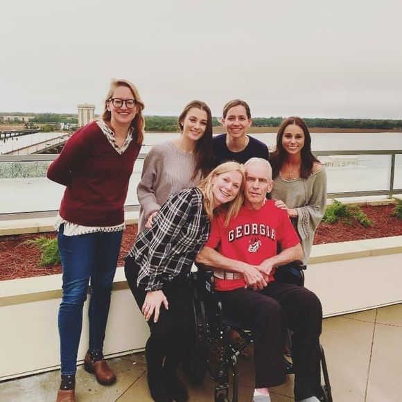 Profile Picture of Deanna Zecchino (@dzecchino826) on Poshmark