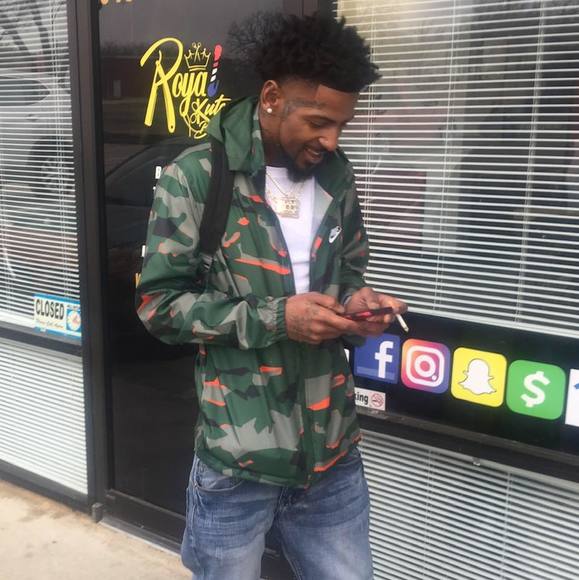 Profile Picture of Derrick Franklin (@rabbitshl) on Poshmark