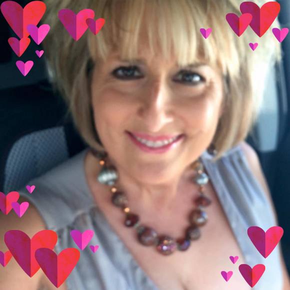 Profile Picture of Cheree Lilly-smith (@misscheree2003) on Poshmark