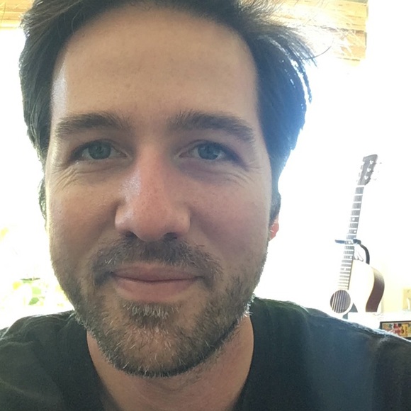 Profile Picture of Andrew Walters (@andshane86) on Poshmark