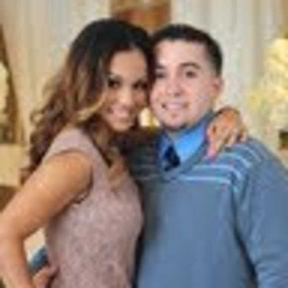 Profile Picture of Rose Duron (@r_duron) on Poshmark