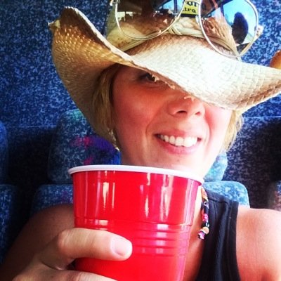 Profile Picture of Janet Ervin (@JanetLynneSalon) on Twitter