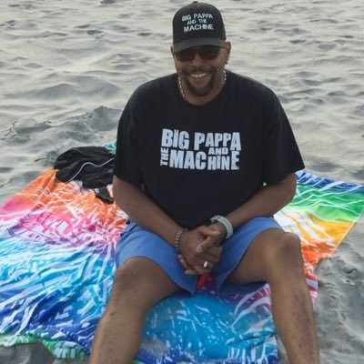 Profile Picture of Anthony DuPree (@bigpappa1811) on Twitter