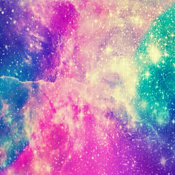 Profile Picture of Halli Macato (@halli04) on Poshmark