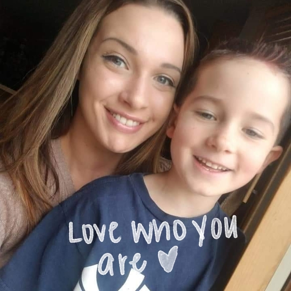 Mackenzie Priller - Poshmark Profile Picture of Mackenzie Priller (@kenzieprill15) on Poshmark