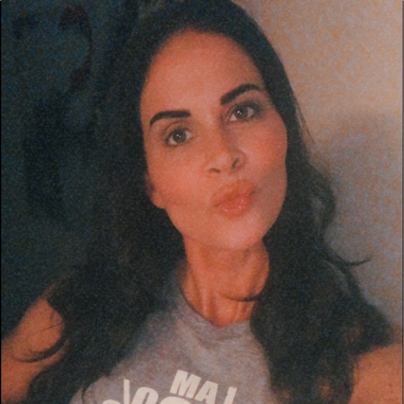 Profile Picture of Jaime Eason (@jaimeeason) on Poshmark