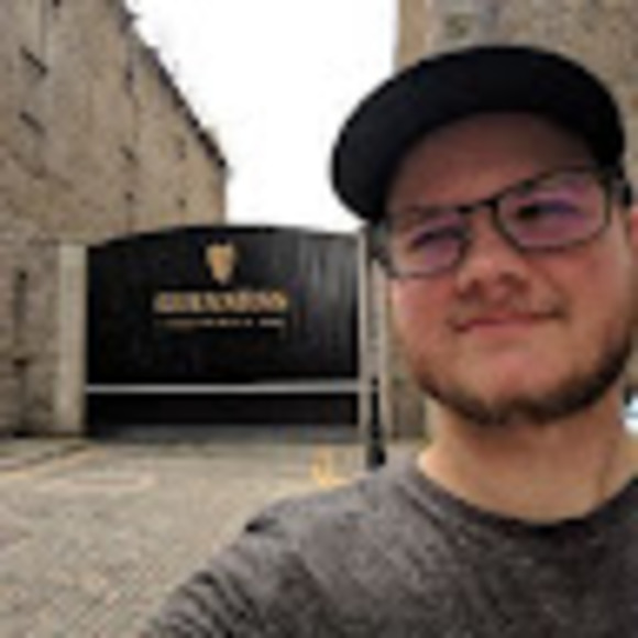 Profile Picture of Paul Devey (@pddevey) on Poshmark