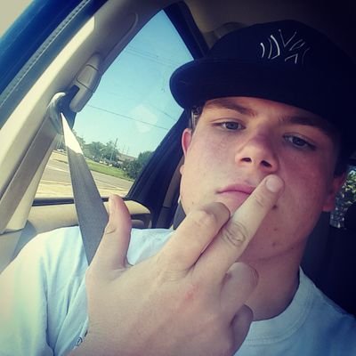 Profile Picture of Hunter Sharp (@huntersharp09) on Twitter
