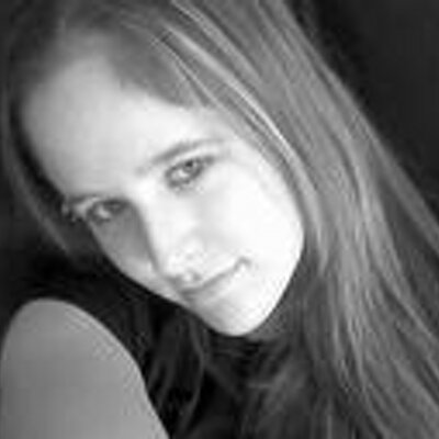 Profile Picture of Tara Frank (@juseaus) on Twitter