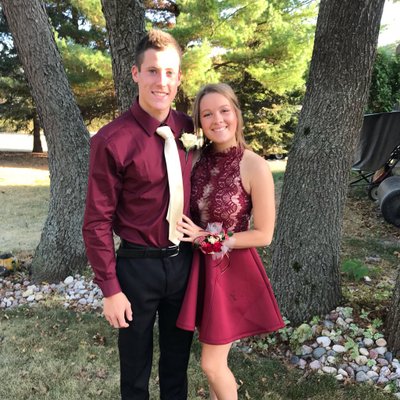 Profile Picture of Tor (@tori_neil17) on Twitter