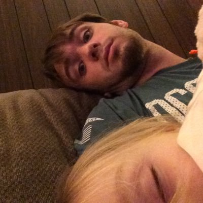 Profile Picture of Joe Gustafson (@joegus222) on Twitter