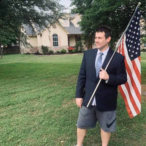 Profile Picture of Stephen Richardson (@stephenricha758) on Poshmark