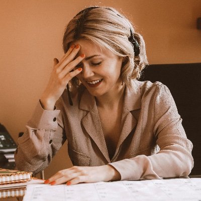 Profile Picture of Kate Heffernan (@KBHeff) on Twitter