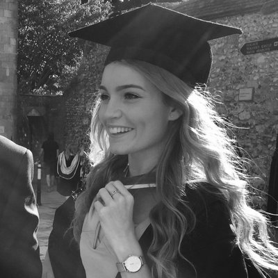 Profile Picture of Claire Bentley (@Claire_Bentley) on Twitter