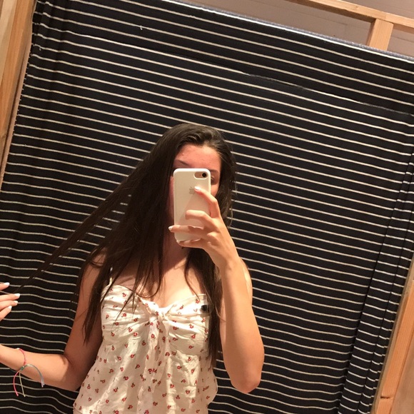 Profile Picture of Sophia Franklin (@sophiafranklinn) on Poshmark