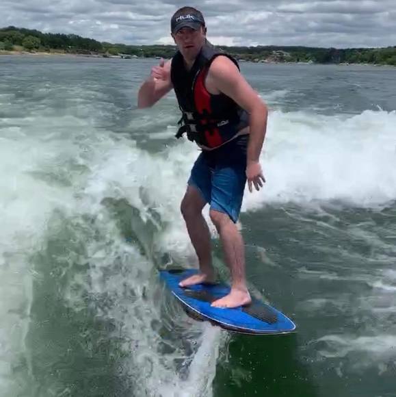 Profile Picture of Joe Barnes (@josephbarnes742) on Poshmark