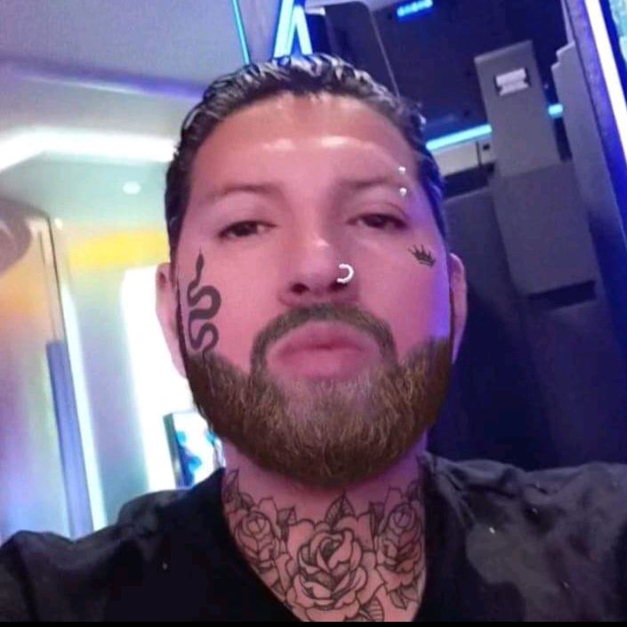 Profile Picture of luis_vallecillos (@luis_vallecillos) on Tiktok