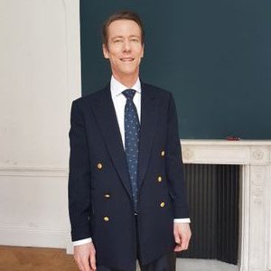 Profile Picture of Lord Edward Davenport (@DavenportLord) on Twitter