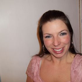 Profile Picture of Lisa Kirkpatrick (@lilykirk737) on Pinterest