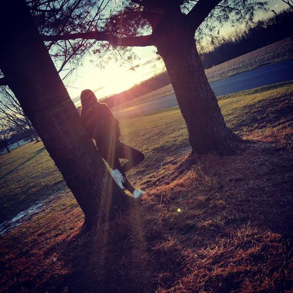 Profile Picture of Aliyah Dupert (@aliyah_dupert) on Poshmark