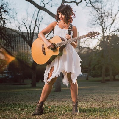 Profile Picture of JoAnna Lee (@joannaleemusic) on Twitter