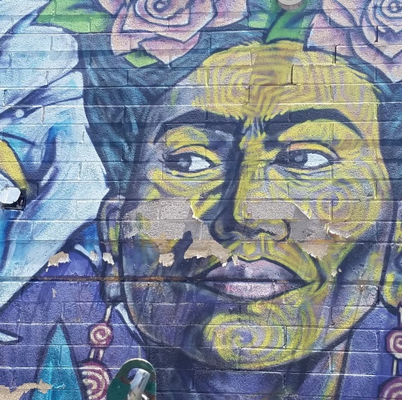 Profile Picture of Lorena Gonzales (@lrg808) on Poshmark